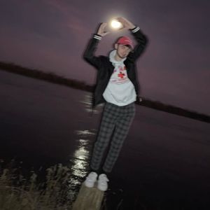 Meet your Posher, Hunter